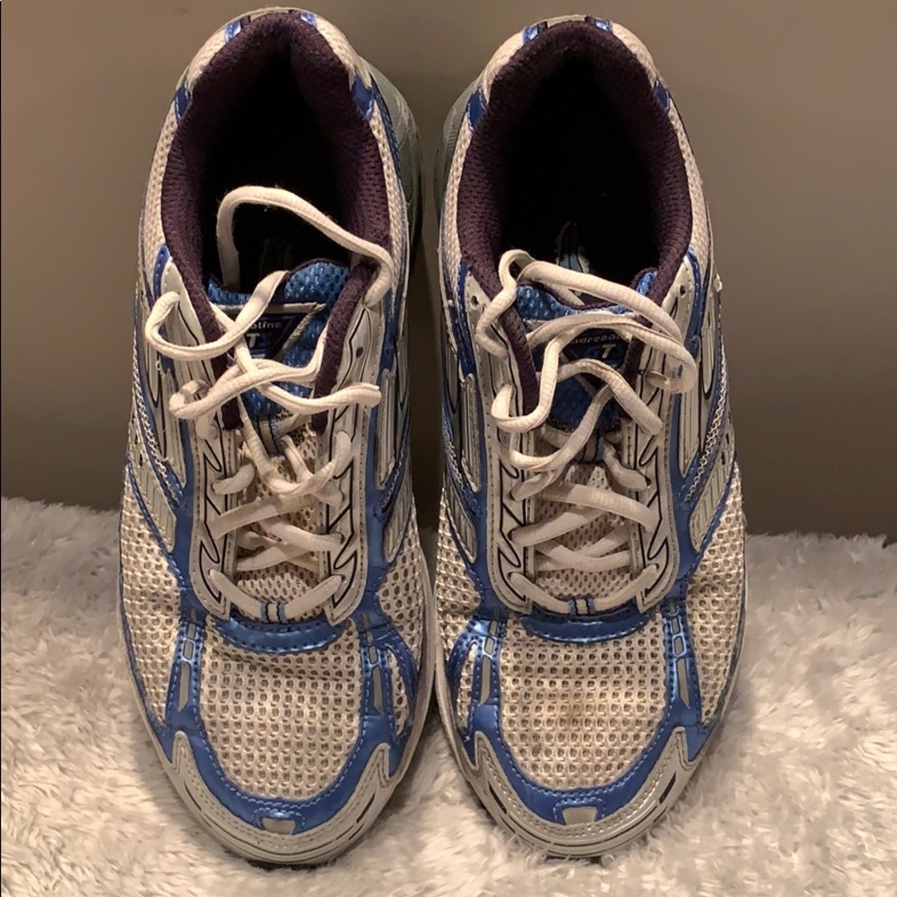 Womens Sz 8 Brooks Adrenaline GTS 8. GUC - Picture 8 of 10